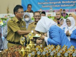 Peringatan HUT IGTKI PGRI ke-75, Bupati HSU Apresiasi Dedikasi Guru PAUD dan TK
