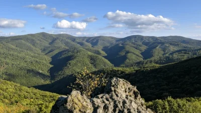 Borzsony Mountains: Permata Hijau di Jantung Hongaria yang Penuh Sejarah dan Keindahan Alam
